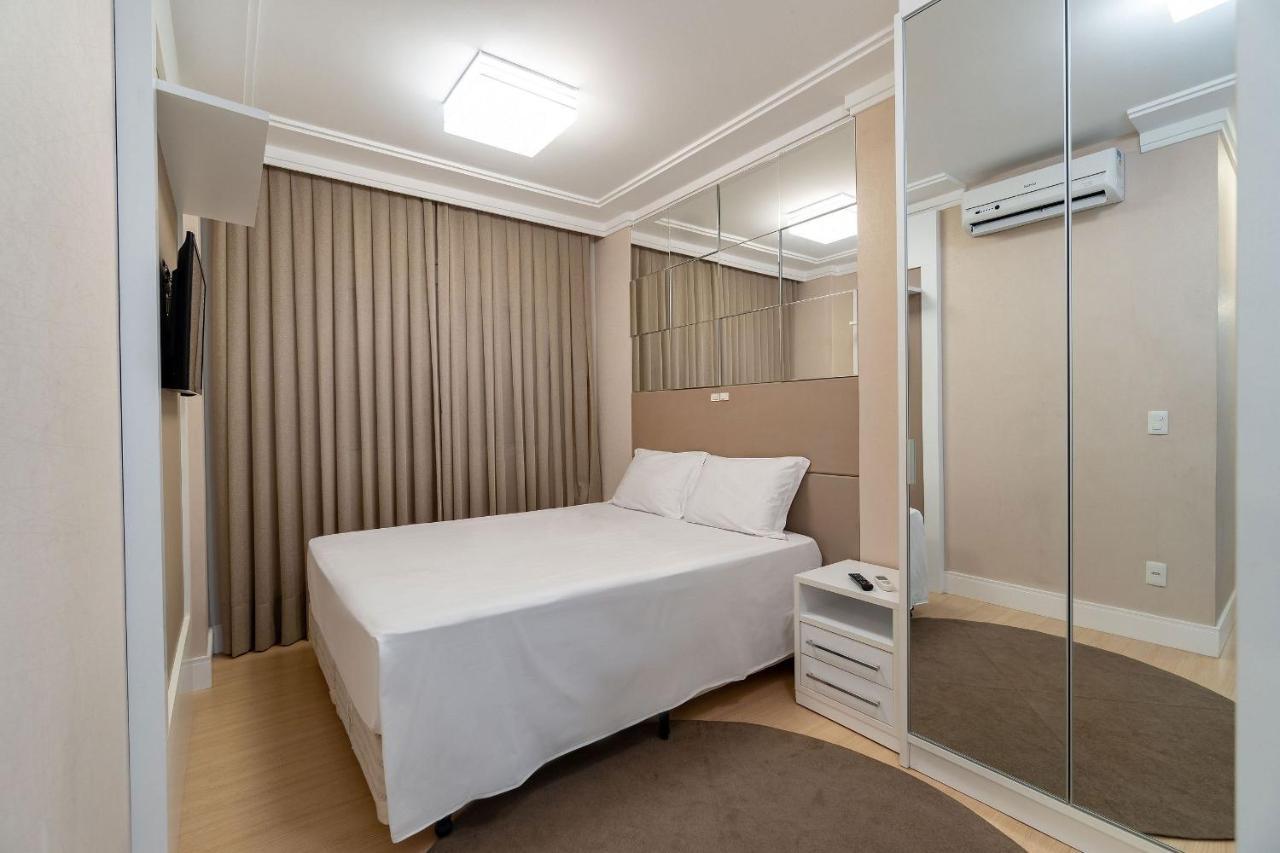 בומבינאס Varandas Do Atlantico - Apartamento Em Condominio Pe Na Areia מראה חיצוני תמונה