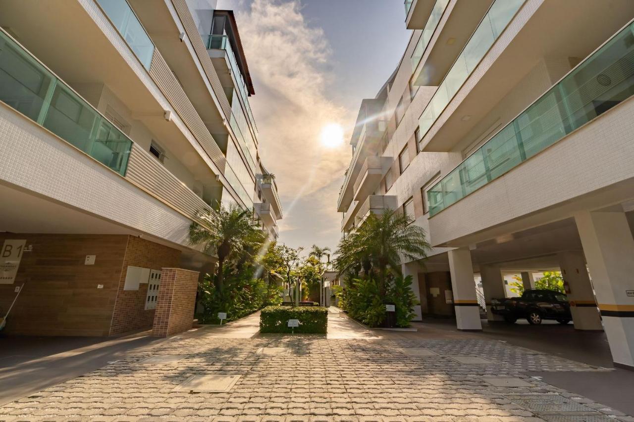 בומבינאס Varandas Do Atlantico - Apartamento Em Condominio Pe Na Areia מראה חיצוני תמונה